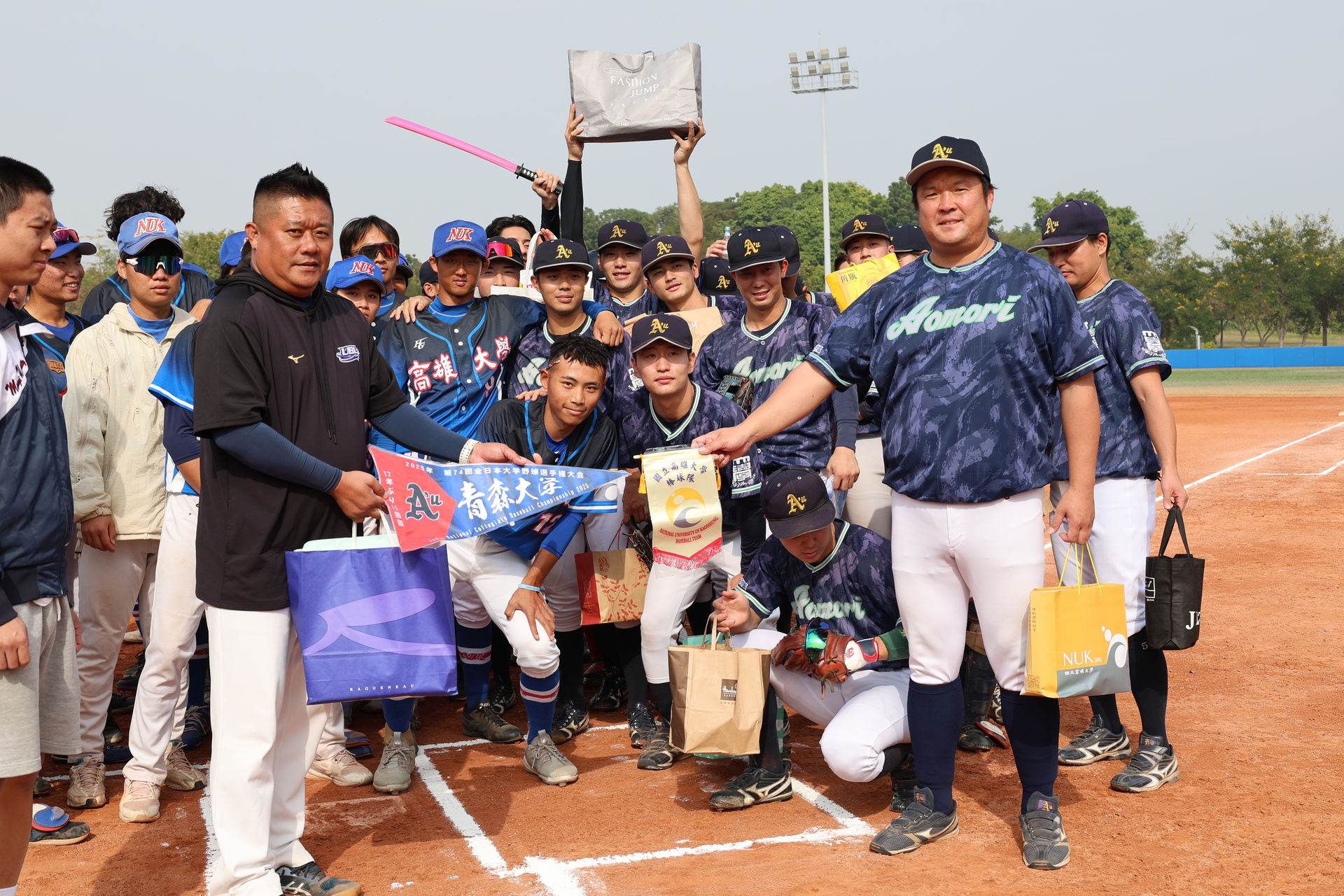 【活動資訊】日本青森大學棒球隊來台交流 與國立高雄大學進行友誼賽深化國際體育交流圖片