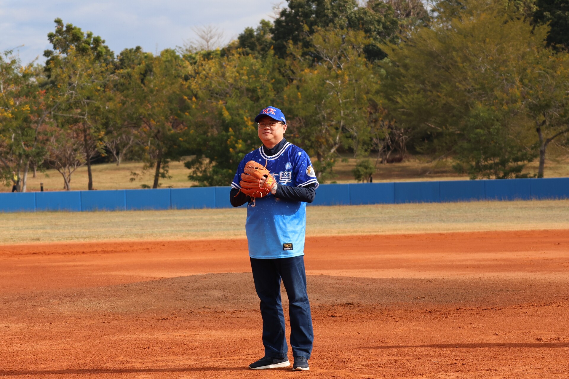 日本國士館大學棒球隊來臺交流 高雄大學以賽會友 深化臺日大學體育合作圖片